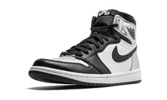 AIR JORDAN 1 RETRO HIGH OG "SILVER TOE"