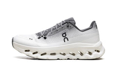 ON RUNNING CLOUDTILT "ROCK IVORY"