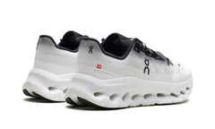 ON RUNNING CLOUDTILT "BLACK | IVORY"